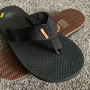 Free Waters Flip Flops